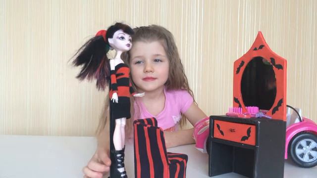 Прическа деректрисы Бладгуд Монстр Хай Hairstyle headmistress Bloodgood Monster High смотреть онлайн