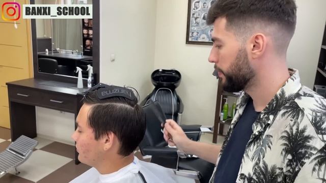 Современная мужская стрижка ножницами смотреть онлайн