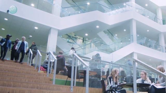 ISIC Student ID Card смотреть онлайн