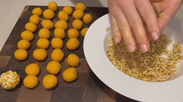 КАТАЛОНСКАЯ СЛАДОСТЬ ПАНАЕТС Panallets | С КЕДРОВЫМИ ОРЕШКАМИ И КОКОСОВОЙ СТРУЖКОЙ смотреть онлайн