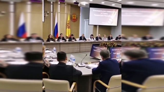 ОC (online cheb)пока еще глава Чувашии и не думает просить прощение перед офицерами и ищет защиту у смотреть онлайн