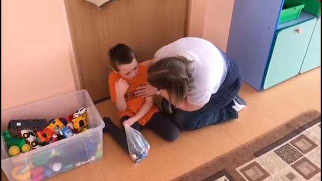 занятие с ребёнком РАС (360p).mp4 смотреть онлайн