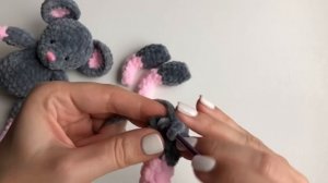 Вязаная мышка крючком из плюшевой пряжи. МК. Часть 1