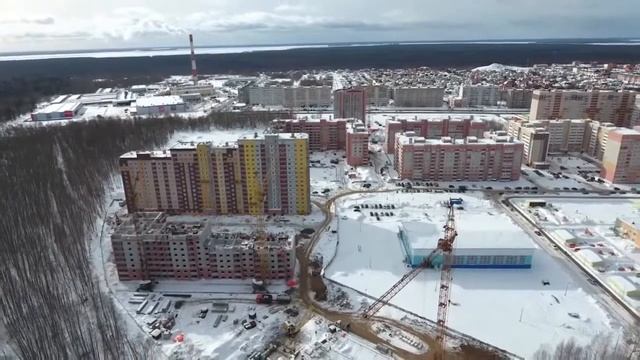 ЖК "Три Богатыря" в Череповце. Вид с квадрокоптера. смотреть онлайн