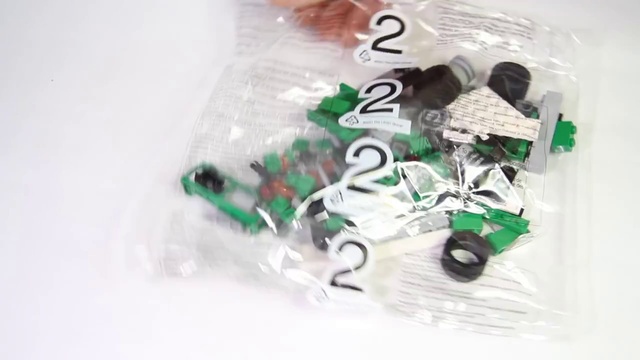 Lego Super Heroes 76015 Doc Ock Truck Heist - Lego Speed Build смотреть онлайн