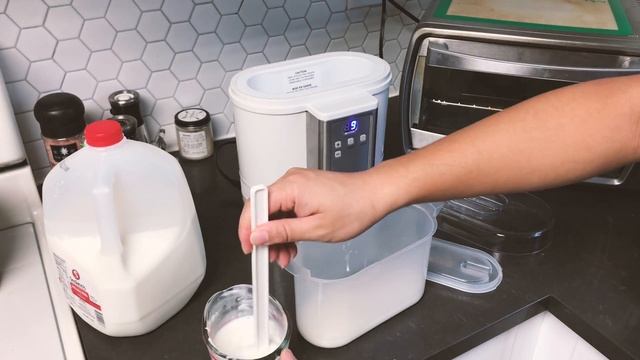 The Easiest Way To Make Yogurt At Home With Cuisinart CYM-100 Automatic Yogurt Maker