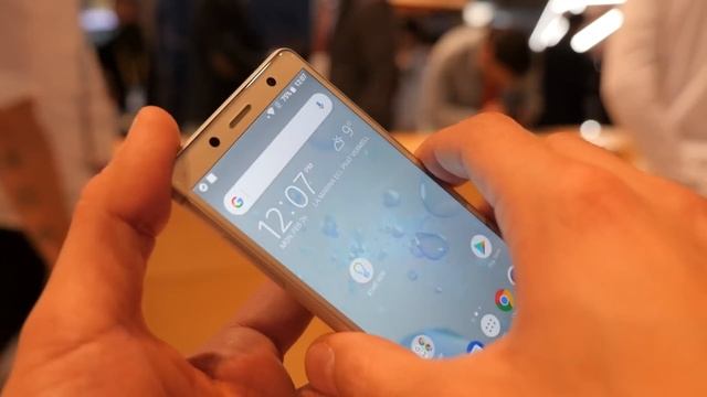 Sony Xperia XZ2 compact hands-on [MWC 2018] смотреть онлайн