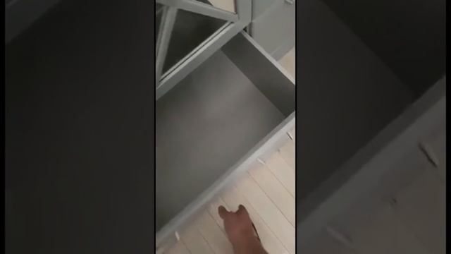 Зеркальный шкаф для спальни в стиле Прованс. смотреть онлайн