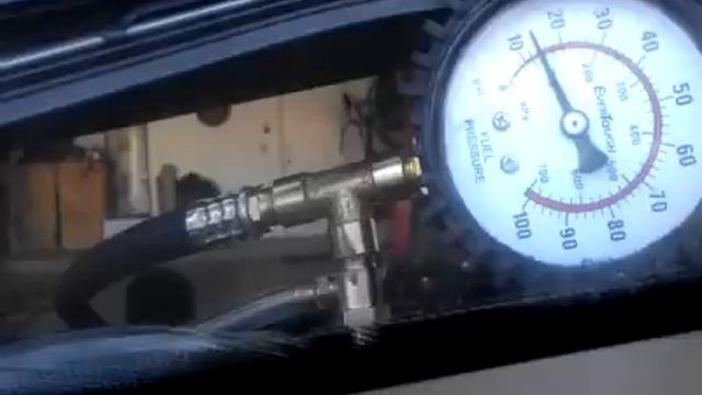 2002 C240 Mercedes Benz Fuel Filter Change/ Fuel Pressure Test смотреть онлайн