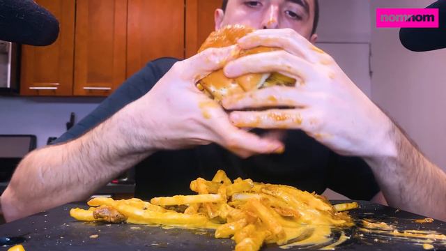 ASMR | PULLED PORK BURGER & CHEESE FRIES | MUKBANG смотреть онлайн