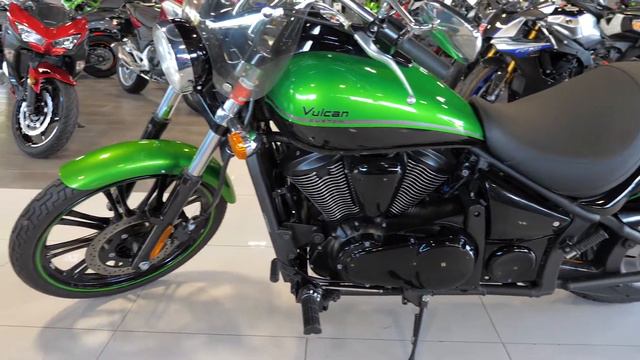 2018 Kawasaki Vulcan Classic 900 Custom смотреть онлайн