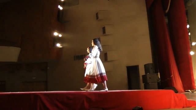 ПОЕТ МАРИНА САДОВА.МАРИЙСКИЕ НАЦИОНАЛЬНЫЕ КОСТЮМЫ..Ф.В.ГИНЗБУРГ, ВИРТУАЛЬНЫЙ МУЗЕЙ КУЛЬТУРЫ смотреть онлайн