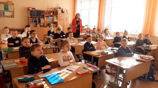 Поздравления администрации и детей младших классов с 8 марта. Средняя школа №123 г. Минск смотреть онлайн