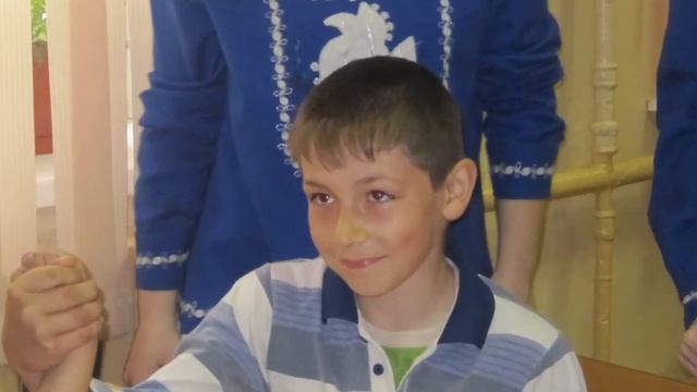 Поздравление на 8 марта 23 февраля 2020, 8б класс для мальчиков смотреть онлайн