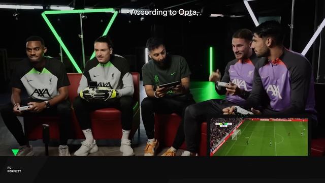 Футболисты Ливерпуля играют в FC24 с усложнениями | FIFA24
