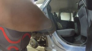 Honda Fit замена арок и порогов.