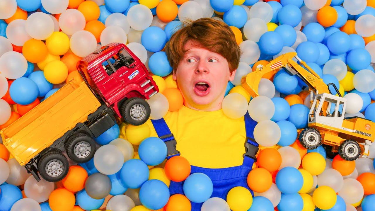 Автомастерская отправилась в парк развлечений! Видео про машинки для мальчиков Ой Сломалось смотреть онлайн