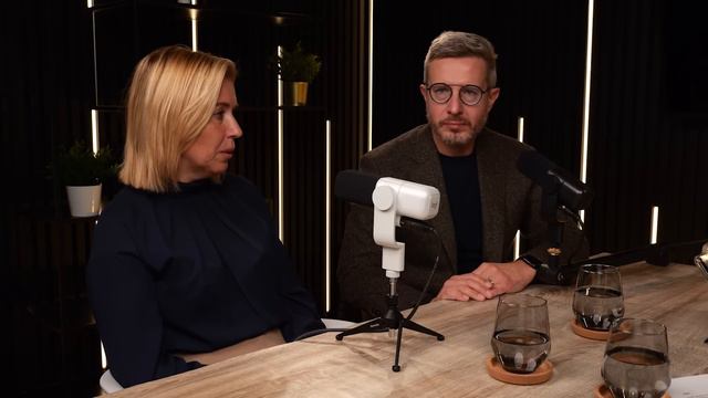Vztah bez krize není normální | Danuše a Robert Nerudovi | FRANKLY #6 смотреть онлайн
