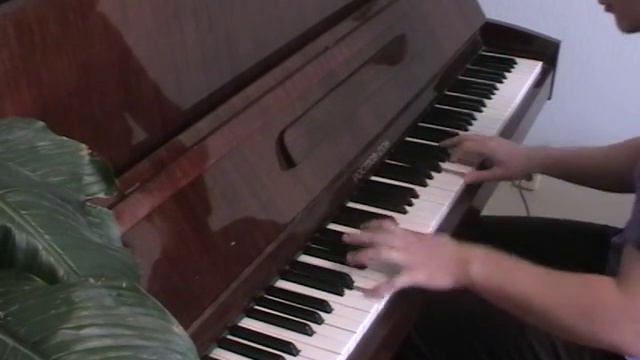 Отцвели уж давно хризантемы в саду (Piano cover by Dasko) смотреть онлайн