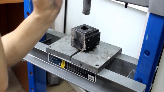 Замена эластомера на усиленный для электросамоката Kugoo G-Booster смотреть онлайн