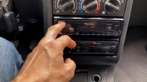 Процессорные магнитолы Pioneer MVH-X580BT / DEH-80PRS