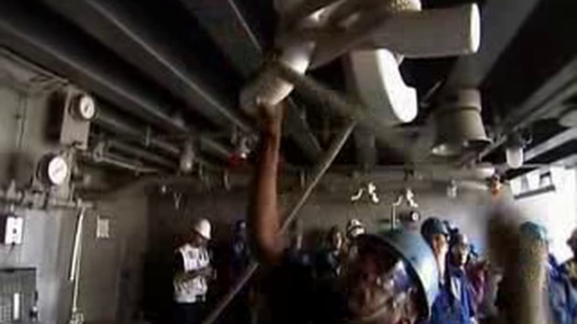 Супер Авианосец (Взгляд изнутри) смотреть онлайн