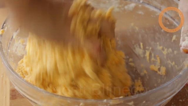 Рогалики тыквенные с повидлом - Евгения Ковалец - Угости Ближнего #145 смотреть онлайн