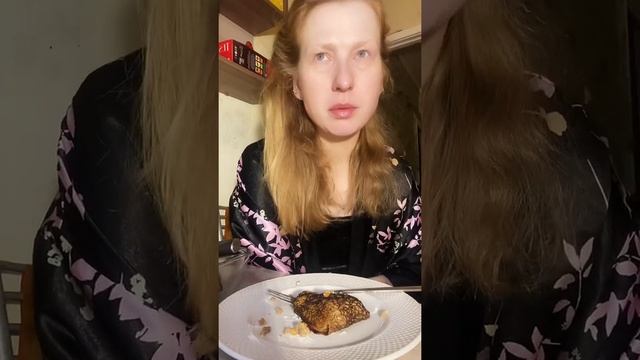 Мукбанг: блины с мясом смотреть онлайн