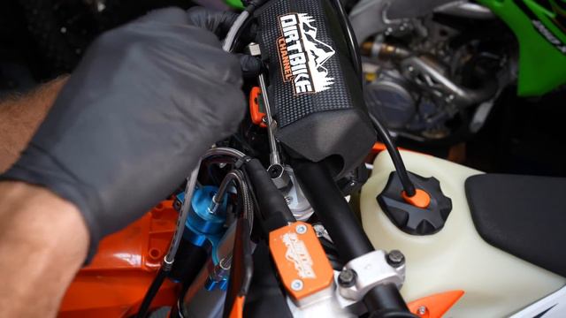 How To Install the Kreft Moto Plush Tank смотреть онлайн