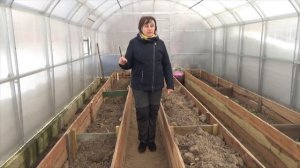 Как я планирую утеплить и обогреть теплицу из поликарбоната своими руками и о перепланировке грядок