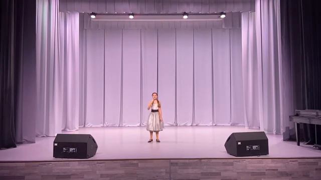 Костылева Анастасия песня « Красками разными» ДШИ «Гармония» п Красный Коммунар смотреть онлайн