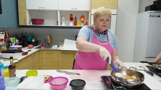 Вечер с Натальей Сербиной. Рисовая лапша с овощным жюльеном. смотреть онлайн