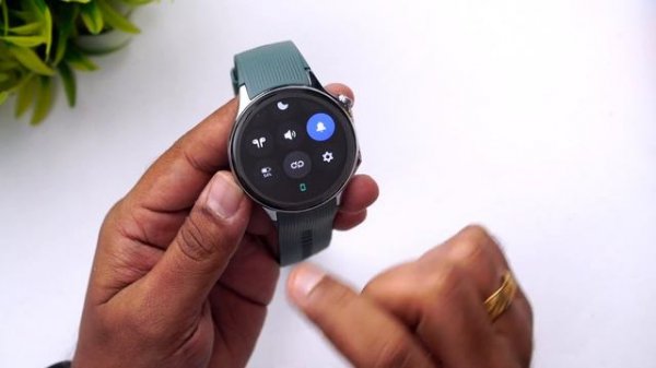 OnePlus Watch 2 Review- A Premium Watch that delivers!