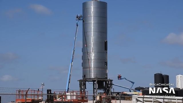 SpaceX Boca Chica - SN4 begins testing. SN5 Preps. Hopper speaks смотреть онлайн