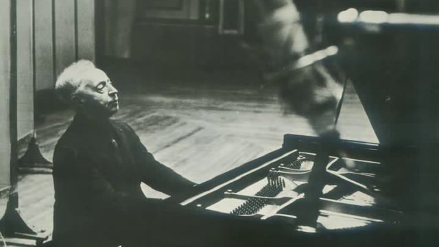 Brahms Violin Sonata No 3 - II (Rubinstein, piano; Szeryng, violin) смотреть онлайн