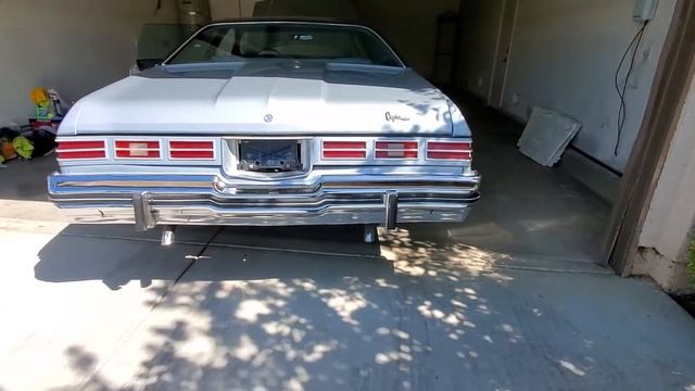 1975 Chevy Caprice Classic "Glasshouse" 454 Big Block смотреть онлайн