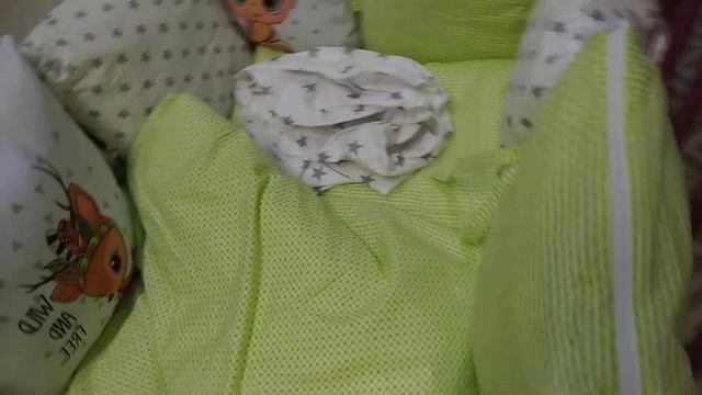 Комплект в кроватку для новорожденного с бортиками подушками Зрерюшата смотреть онлайн