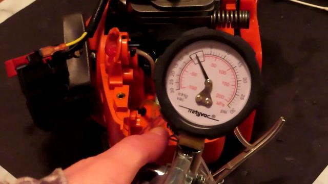 Husqvarna 240 Vent/Valve Hack + Mityvac 8500 Leak-down Test: Project complete! смотреть онлайн