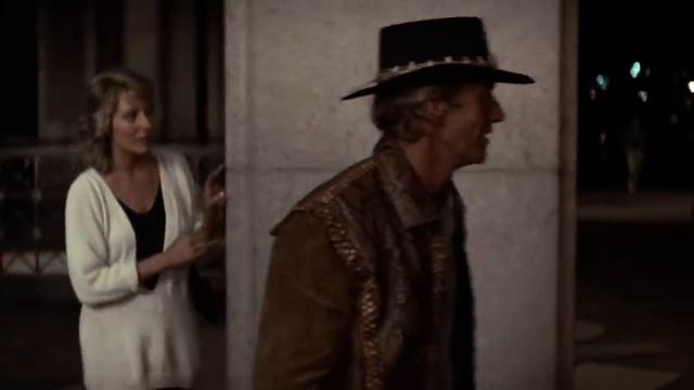 Crocodile Dundee - That is not a knife scene! смотреть онлайн