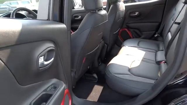 2017 Jeep Renegade Elmhurst, Forest Park, Oak Lawn, Schaumburg, Melrose Park, IL 171116 смотреть онлайн