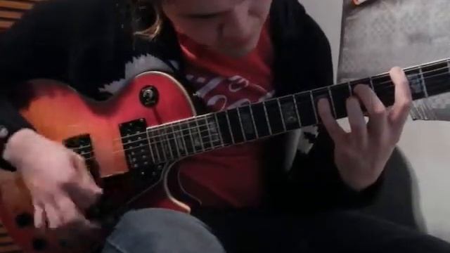 Nikon Coolpix S9600 Test For Distortion Guitar