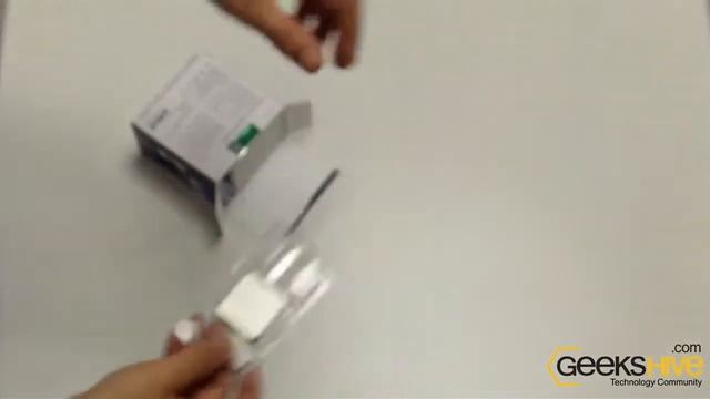AMD Phenom II X4 925 (HDX925WFGIBOX) unboxing by geekshive.com смотреть онлайн