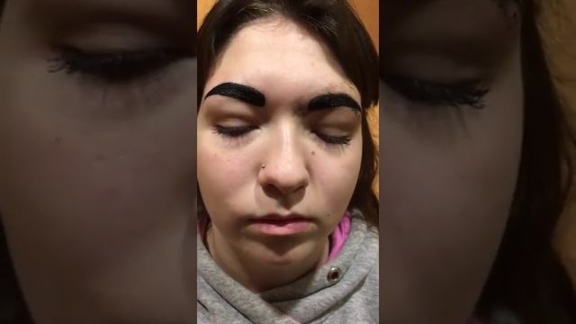 Как снять хну с бровей #profhenna смотреть онлайн