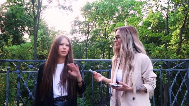 ЗНАКОМЛЮСЬ НА УЛИЦЕ С КРАСИВЫМИ ПАРНЯМИ И ДЕВУШКАМИ.САЙТ ЗНАКОМСТВ НА ЮТУБЕ.СМОТРИ И НАЙДИ СВОЮ ПАР смотреть онлайн