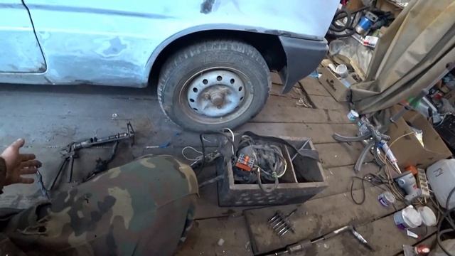 СПОТТЕР СВОИМИ РУКАМИ ЗА 1500 р. ИЗ СТАРОГО СВАРОЧНИКА ИЛИ ТРАНСФОРМАТОРА... смотреть онлайн