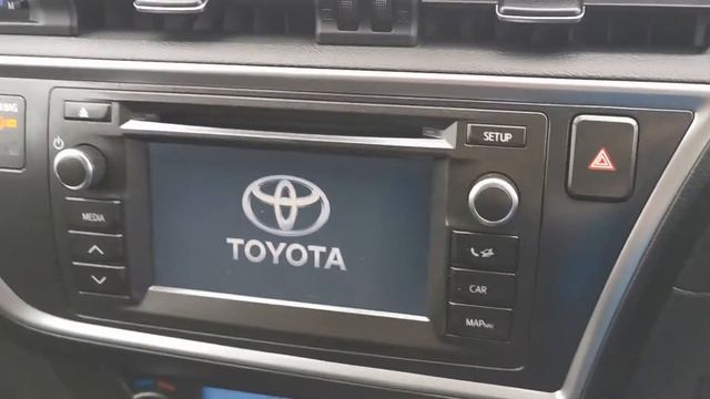 151 Toyota Auris Excel 1.4D4D 5 Door Review смотреть онлайн