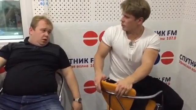 А у вас с другом также? смотреть онлайн