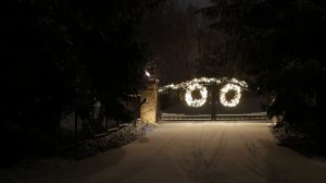 WINTER Snow Storm Evening and Cozy Homes in Forest Relaxing Winter Sounds Ambience today