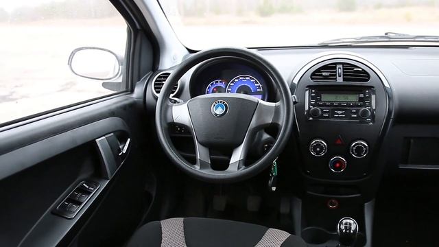 Тест-драйв Geely LC-Cross смотреть онлайн