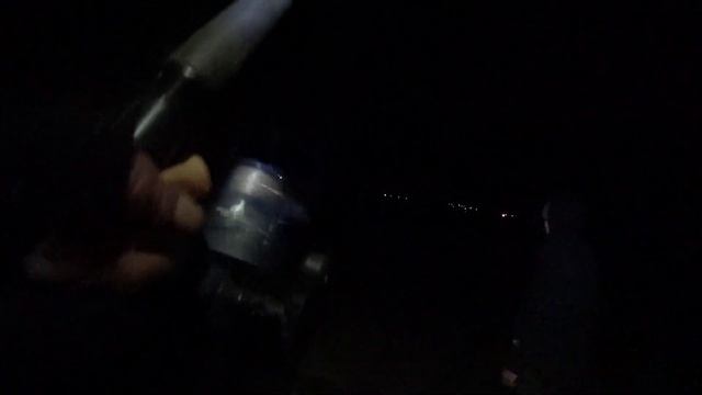 ПОТРОШИТЕЛЬ ЕРШЕЙ / ЛОВЛЮ НАЛИМА И РАДУЮСЬ #рыбалка #донки #налим смотреть онлайн